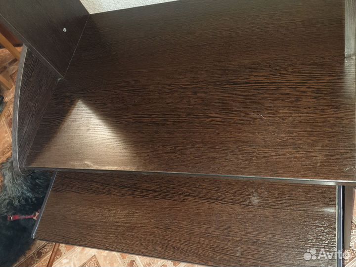 Компьютерный стол