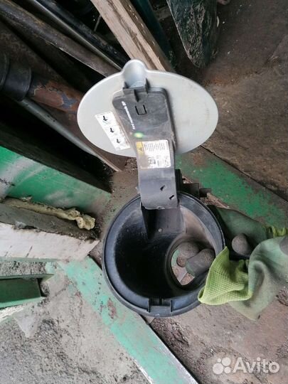 Лючок бака фокус 2 рестайлинг