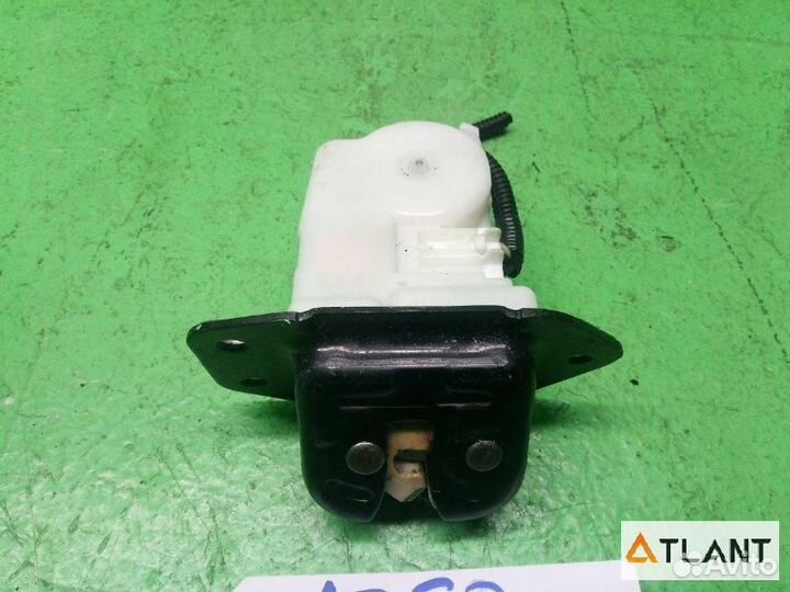 Замок 5-й двери задний nissan leaf