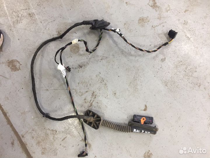 Проводка двери передняя R Фольксваген поло 5 хэтчб