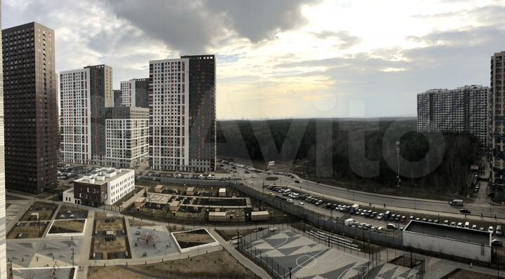 2-к. квартира, 59 м², 15/33 эт.