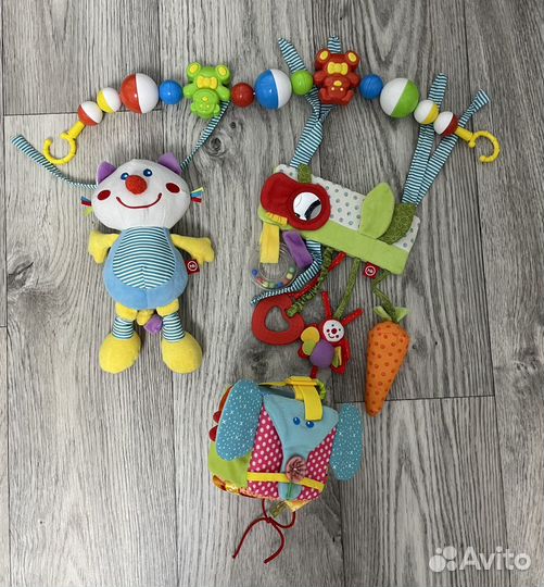 Развивающие игрушки для малышей