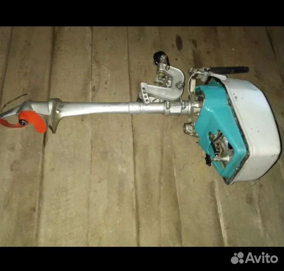 Лодочный мотор Салют 2м