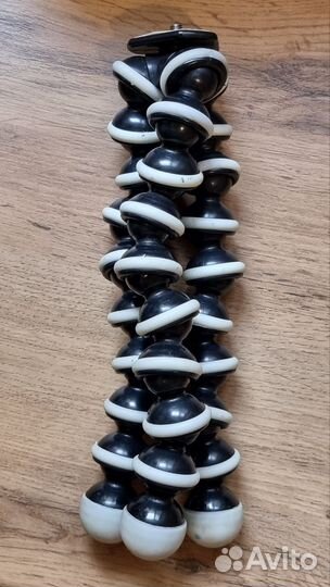 Canon EOS 600D + объектив Canon EF-S 18-55mm