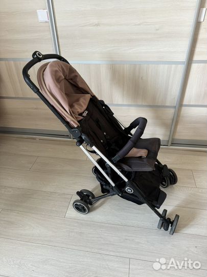 Прогулочная коляскаbabyton