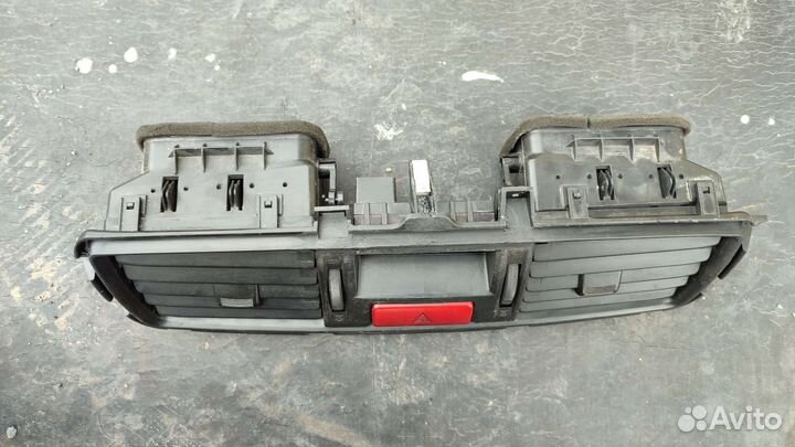 Дефлектор воздуховода Mitsubishi lancer 9