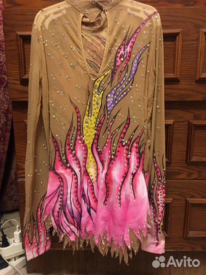 Купальник для художественной гимнастики