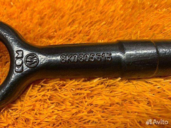 Крюк буксировочный Audi Q5 8R cdnc 2009