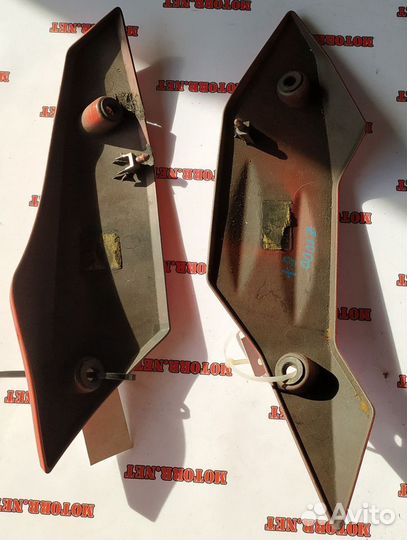 Накладка пластиковая Kawasaki ZR1000 Z1000