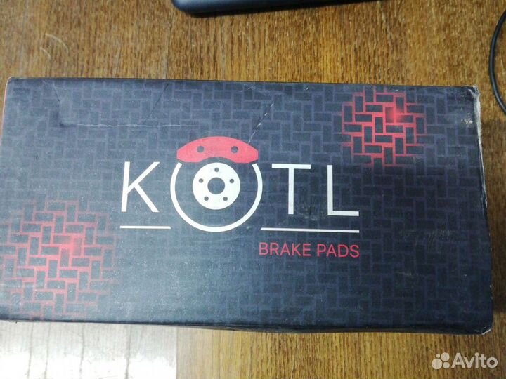 Тормозные колодки Шкода Фабия