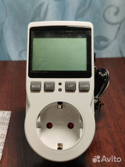 Розетка терморегулятор на 3680Вт (16А) новая