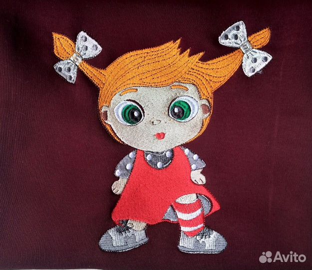 Машинная вышивка на одежде