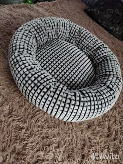 Лежанка для собак