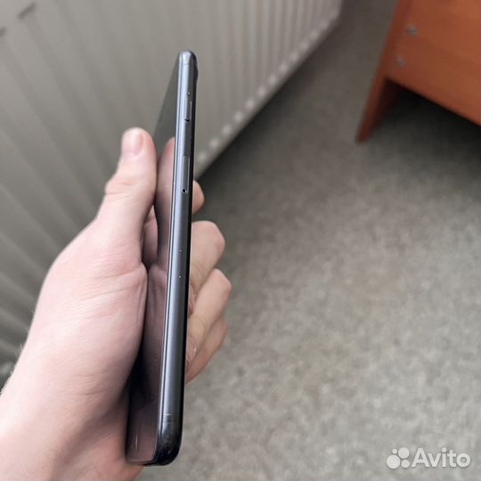 Телефон iPhone 7 plus