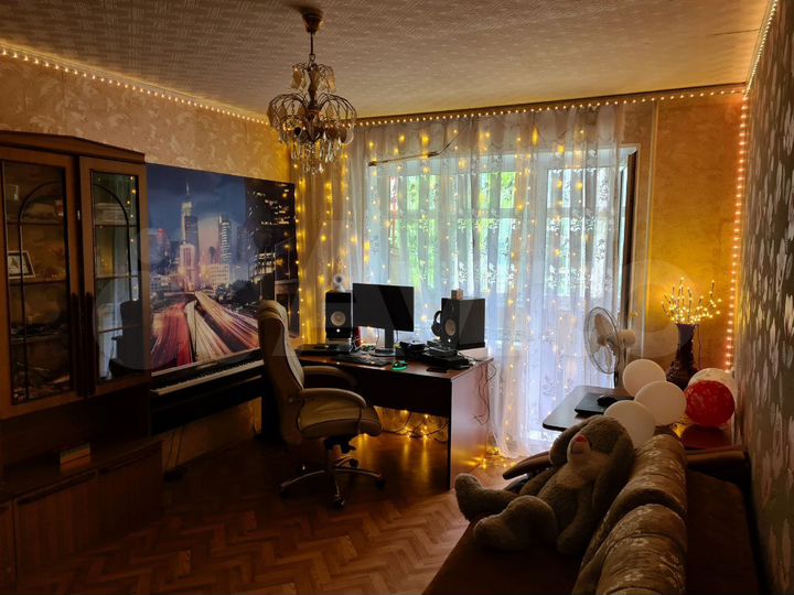 1-к. квартира, 38 м², 1/9 эт.