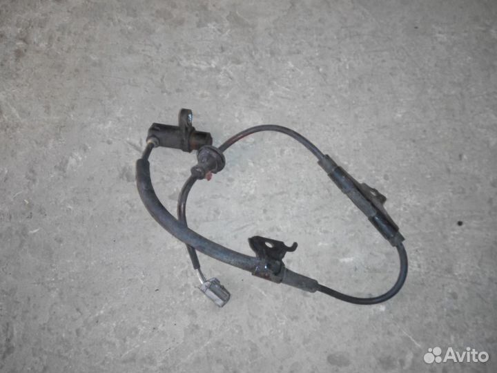 Датчик абс задний левый Тойота Марк 2 Креста