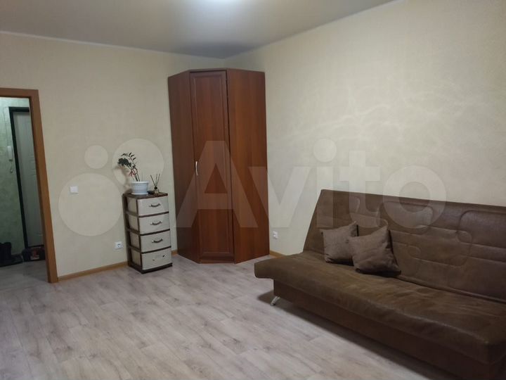 2-к. квартира, 59 м², 2/4 эт.