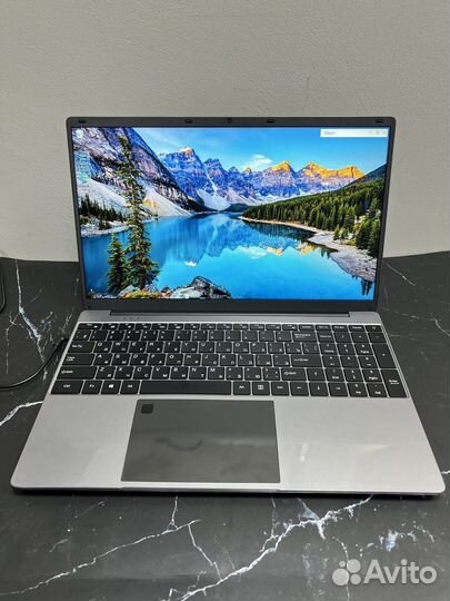 Свежий ноутбук, процессор intel,8GB ram, 256 SSD
