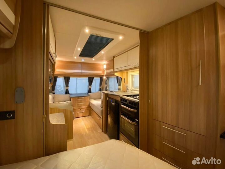 Прицеп-дача Lunar Quasar, 2017