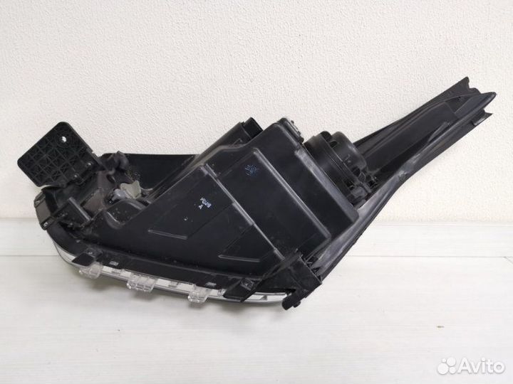 Правая фара галоген Hyundai Creta