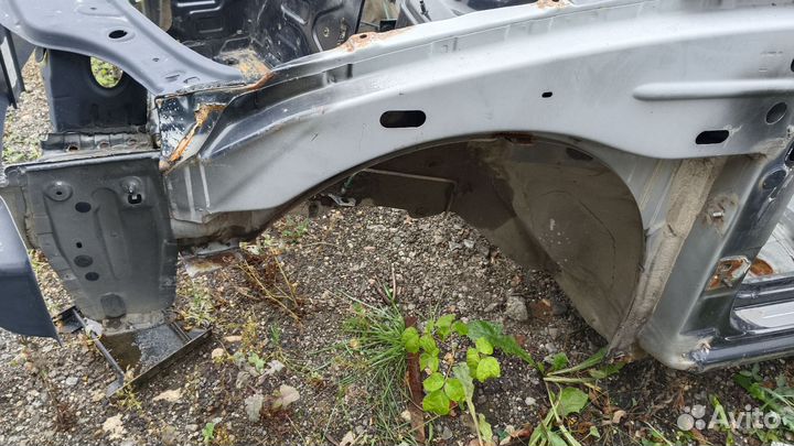 Передняя часть Рено Логан 1