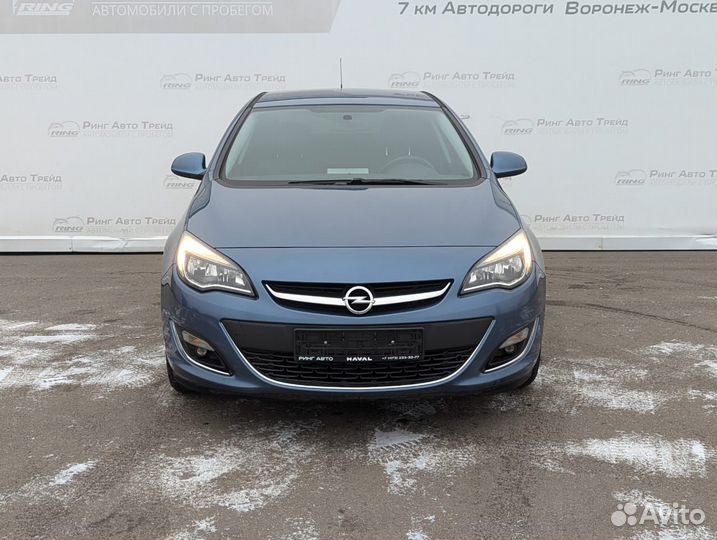 Opel Astra 1.6 МТ, 2013, 125 000 км