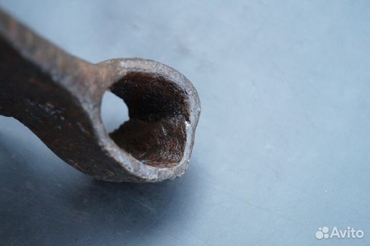 Топор старинный. В ремонт. (214-15)