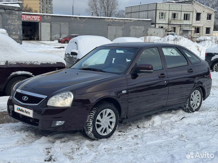 LADA Priora 1.6 МТ, 2011, 200 000 км
