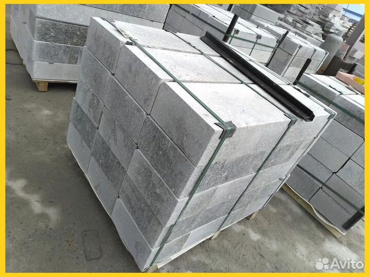 Керамзитобетонный блок полнотелый