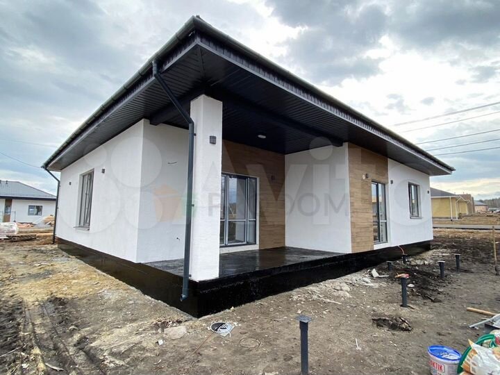 Коттедж 160 м² на участке 7,8 сот.