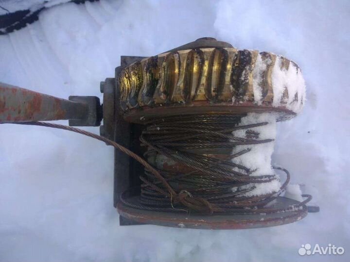 Лебедка тросовая