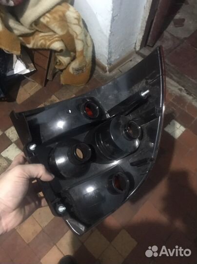 Задняя фара правая на priora