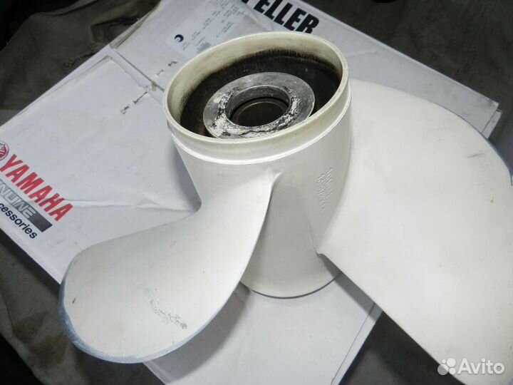 Винт на лодочный мотор Ямаха