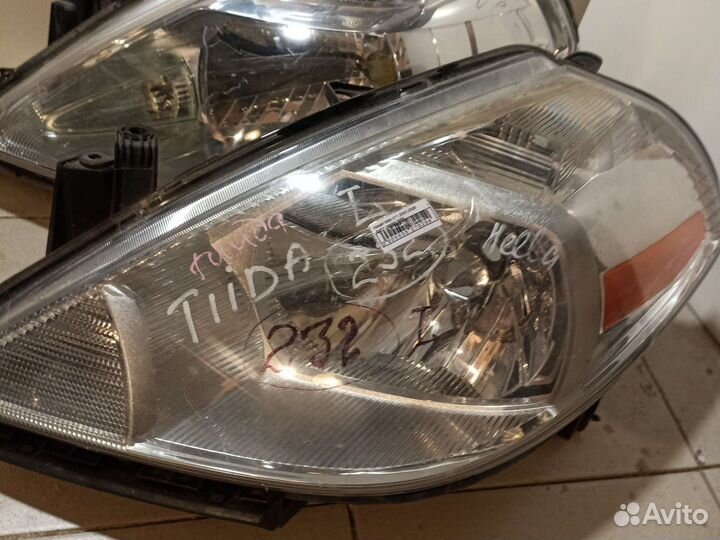 Фара Nissan Tiida C11