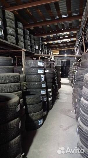 Bridgestone Blizzak Revo GZ 215/60 R16