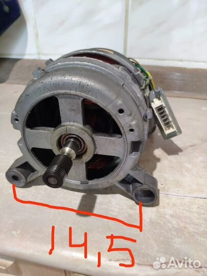 Двигатель на стиральную машину