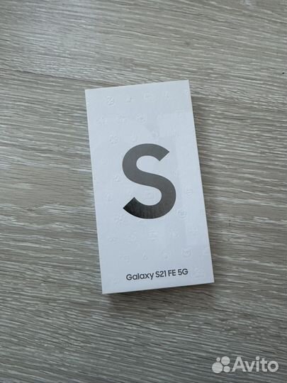 Коробка от телефона Samsung Galaxy s 21 FE