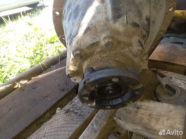 Редуктор заднего моста dymos Z39*8 A-050