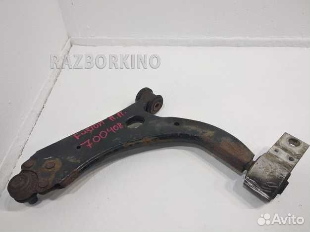Рычаг передний правый нижний
