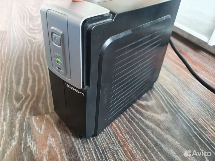 UPS Ippon 400VA с новой батареей