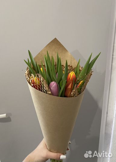 Букеты из тюльпанов к 8 марта