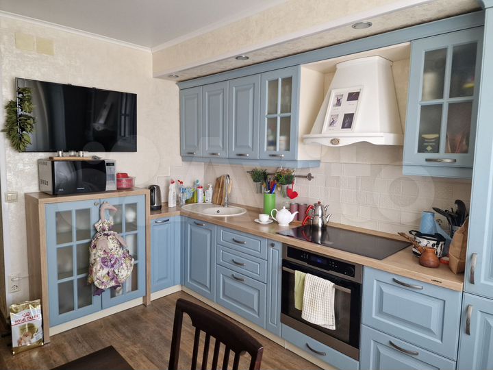 2-к. квартира, 66,8 м², 8/10 эт.