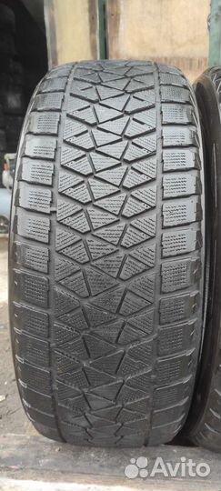 Bridgestone Blizzak DM-V2 275/50 R22 111T