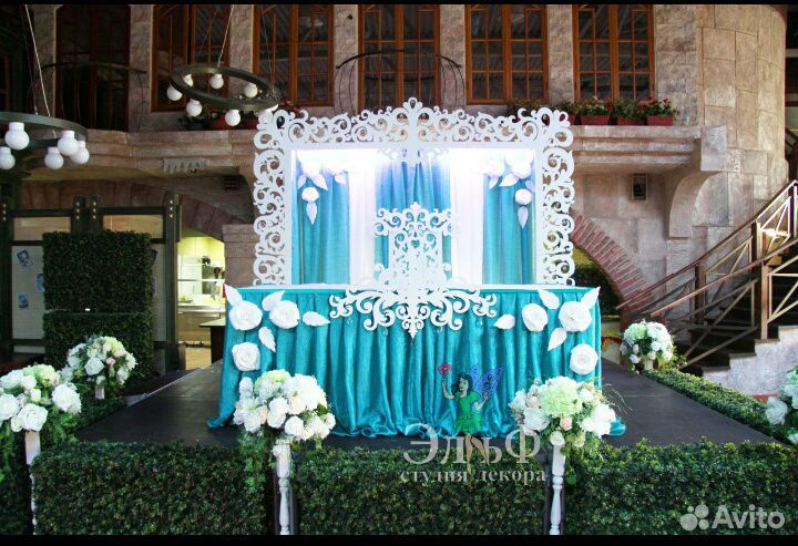 Ажурная ширма с камнями, тумбы ажурные