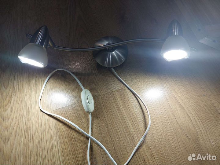 Настенный светильник бра