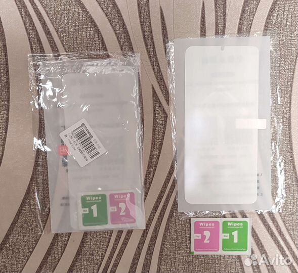 Защитные стекла и гибкие стекла для Xiaomi