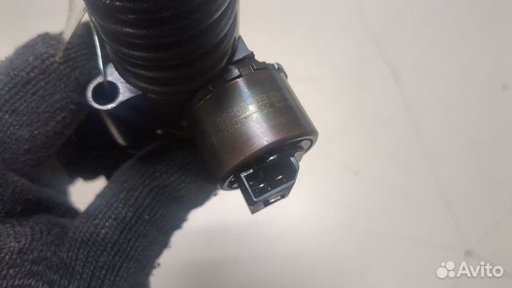 Форсунка топливная Volkswagen Golf 5, 2005