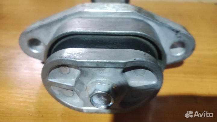 Опора двигателя нижняя Hyundai Solaris