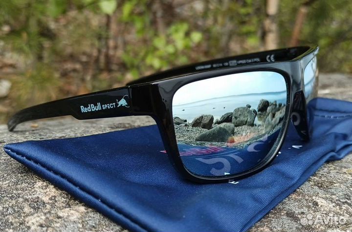 Солнцезащитные очки Red Bull Spect