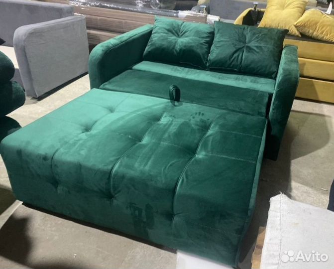 Диван чебурашка